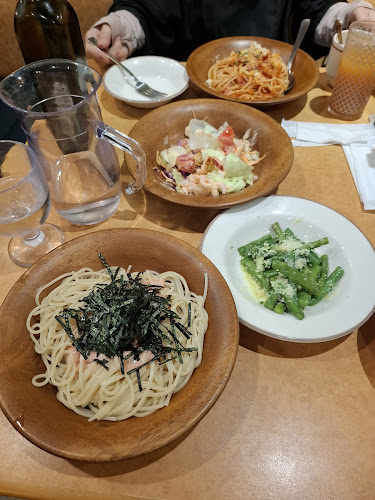 Opinii despre サイゼリヤ 登戸店 în 千葉市 - 飲食業