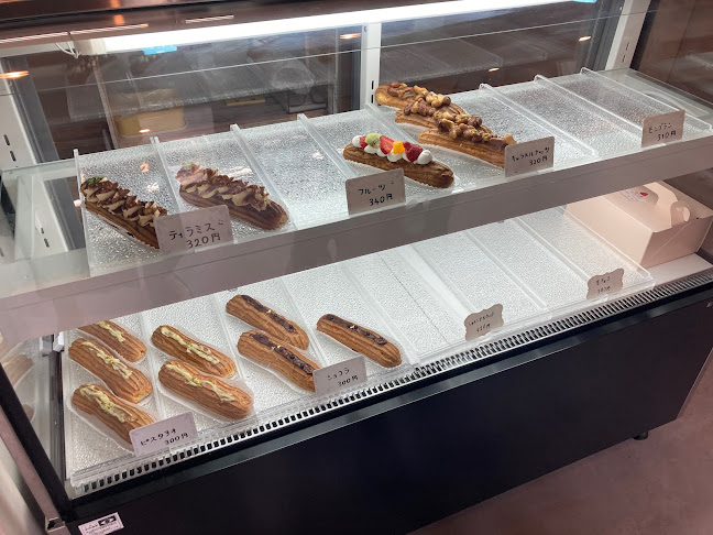 オーダーケーキ＆エクレア スクレ（SUCREE） - 飲食業