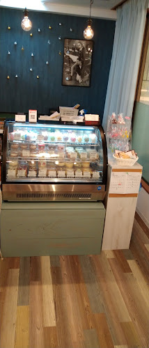 〒800-0257 福岡県北九州市小倉南区湯川４丁目２１−７