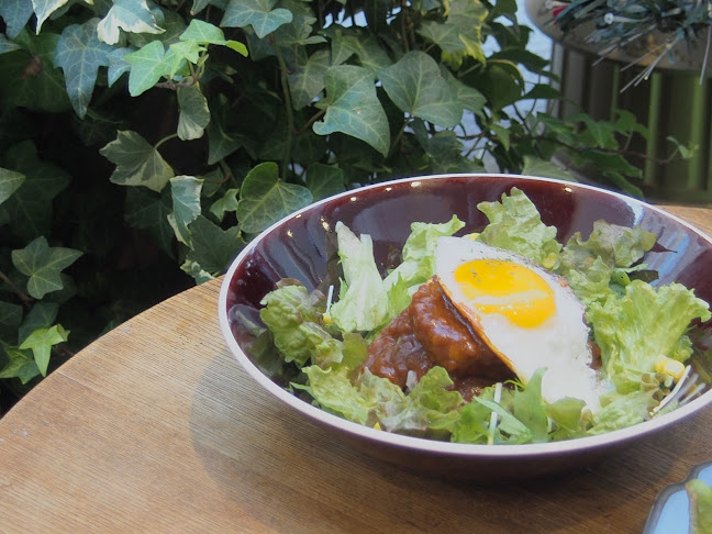 cafe太陽ノ塔 NAMBA CITY - 飲食業