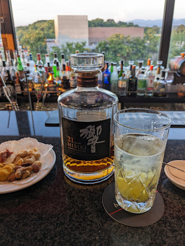 〒010-0001 秋田県秋田市中通１丁目３−５