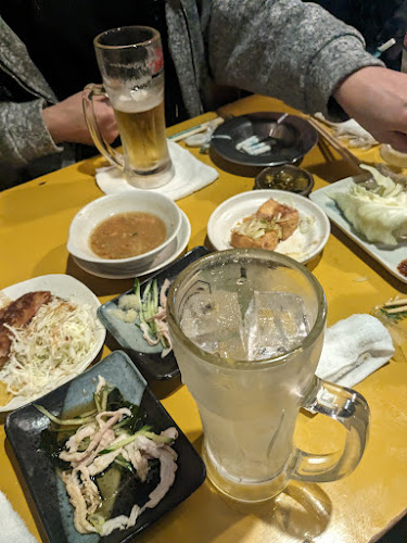 Comentarii opinii despre 立呑みもつ焼処 柏二丁目酒場