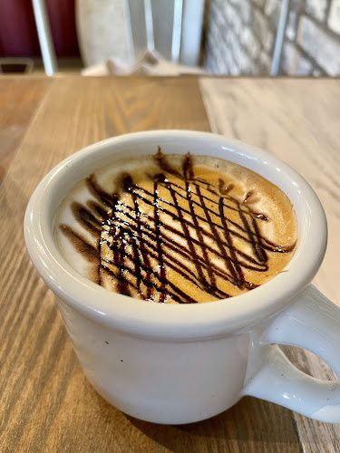 Opinii despre cafe STUDIO în 渋谷区 - 飲食業