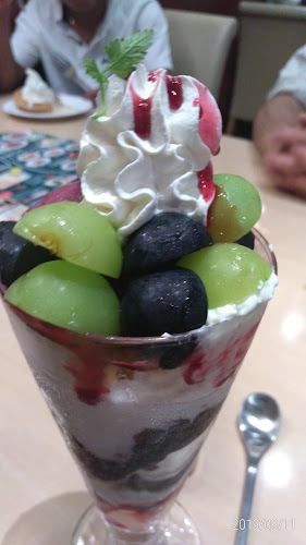 Opinii despre ジョナサン 上星川店 în 横浜市 - 飲食業