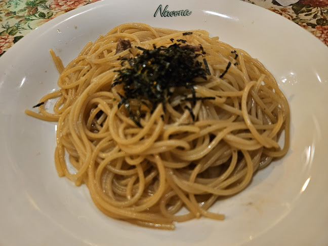 ナヴォーナ - 飲食業