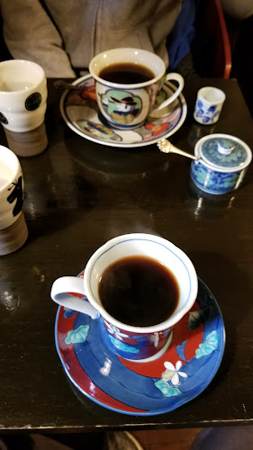 ミュージックバー イン - 飲食業