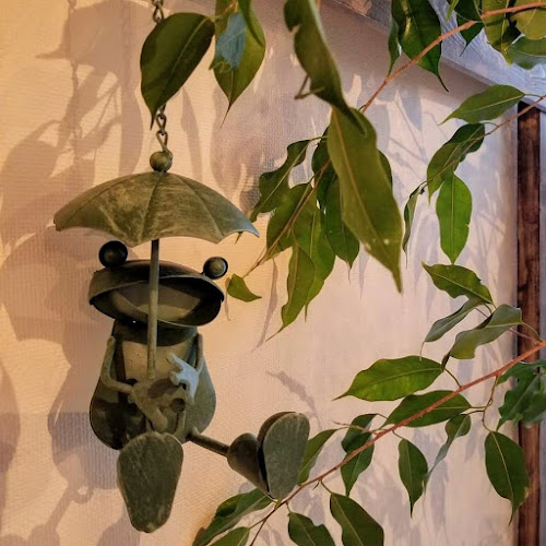 〒781-0803 高知県高知市弥生町１−１ シルキービル 1階