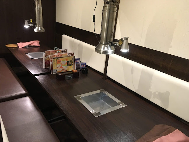 Comentarii opinii despre 炭火焼肉 トロとん亭