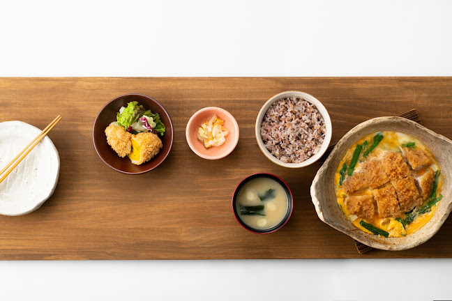 Opinii despre 大戸屋ごはん処 上大岡駅前店 în 横浜市 - 飲食業