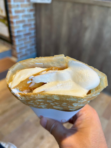 ジラフクレープ新潟万代店 - 新潟市