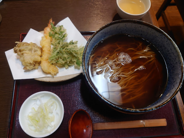 〒390-0811 長野県松本市中央３丁目３−２