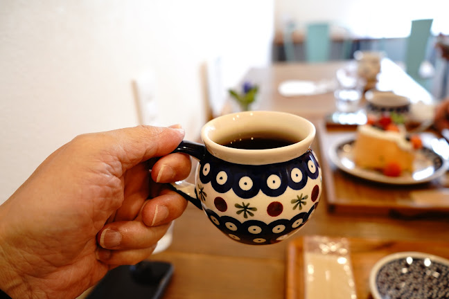 〒530-0015 大阪府大阪市北区中崎西１丁目７−３５