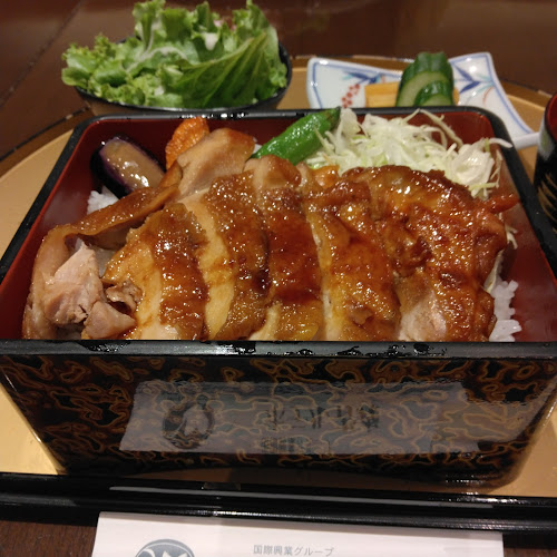 カフェレストラン スワン - 飲食業