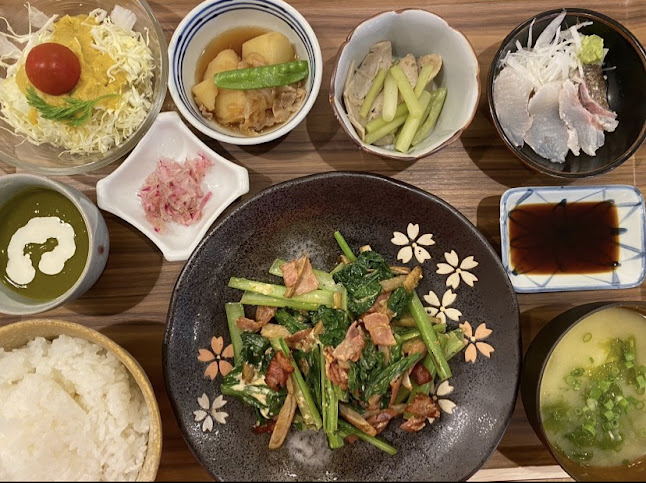 Opinii despre 虹花 în 長崎市 - 飲食業