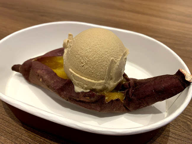 金沢近江町市場おさつスイーツ工房 おいも家 - 飲食業