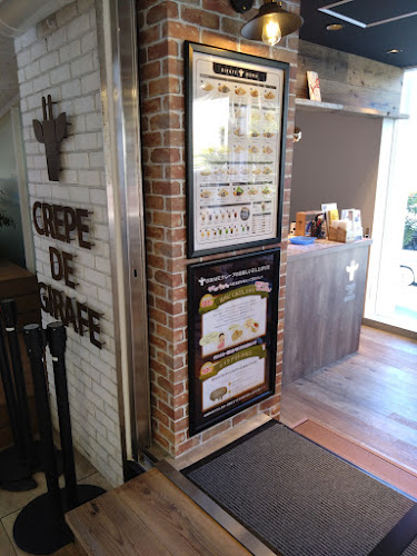 ジラフクレープ新潟万代店 - 新潟市