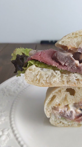 Opinii despre ブランジュリー パリの空の下 în 世田谷区 - 飲食業