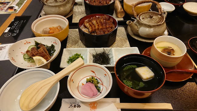 Opinii despre しゃぶしゃぶ・日本料理 木曽路 北巽店 în 大阪市 - 飲食業