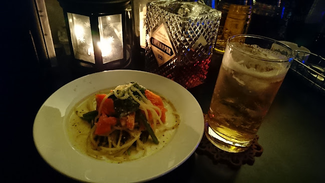 Bar + Dining M's - 飲食業