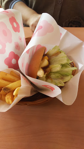 Comentarii opinii despre モスバーガー枚方茄子作店