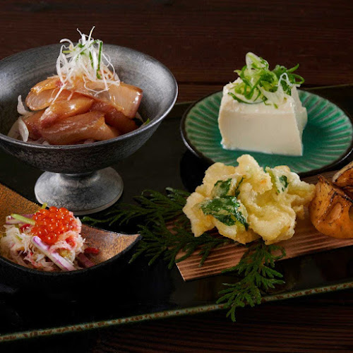 ダイナミックキッチン＆バー 響 横浜スカイビル店 - 横浜市