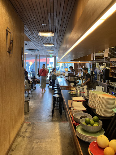 〒111-0032 東京都台東区浅草２丁目６−１５