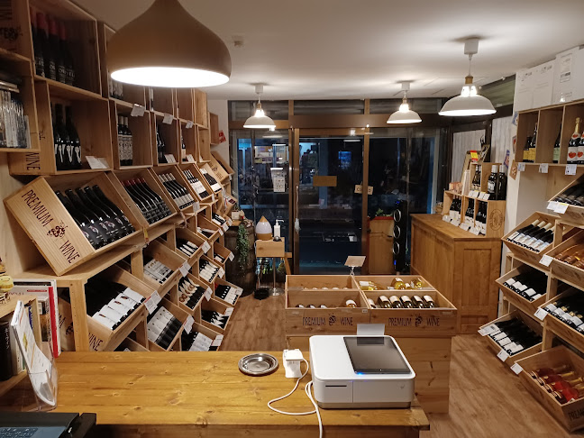 Opinii despre UN JOUR în 横浜市 - 飲食業