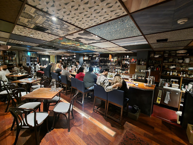 〒604-8014 京都府京都市中京区柏屋町１７０ かつやビル２F