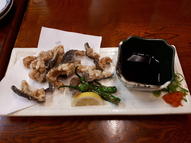 〒780-0870 高知県高知市本町１丁目４−１８