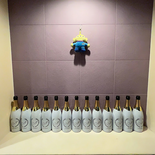 Comentarii opinii despre BAR Jasmine