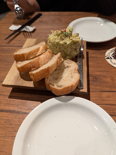 〒516-0077 三重県伊勢市宮町１丁目３−１０ SANDBOX 2階