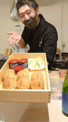 〒543-0063 大阪府大阪市天王寺区茶臼山町１−１１ 地下1階 沙沙マッサージ
