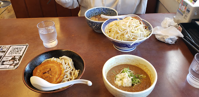 Comentarii opinii despre ニンニクらーめん 碧の豚二郎