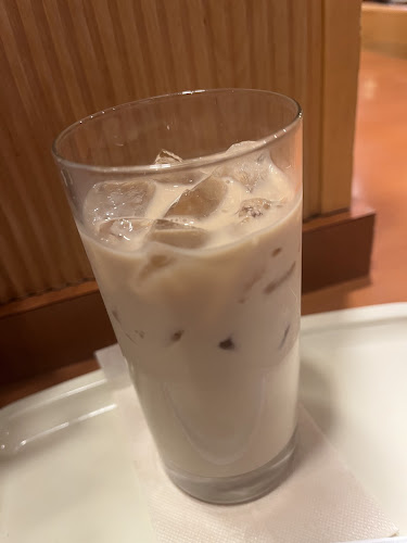 Opinii despre カフェ・ベローチェ 新橋四丁目店 în 港区 - 飲食業