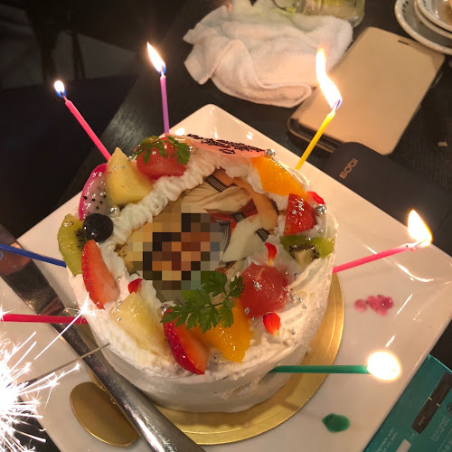 Comentarii opinii despre 夜のケーキ屋さん