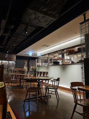 ダイナミックキッチン＆バー 響 横浜スカイビル店 - 飲食業