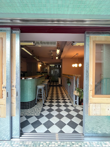 Comentarii opinii despre TUB