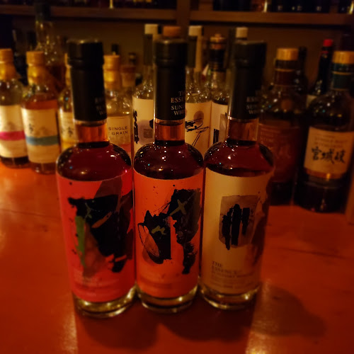 シングルモルトバー ムーンシャイン - 飲食業