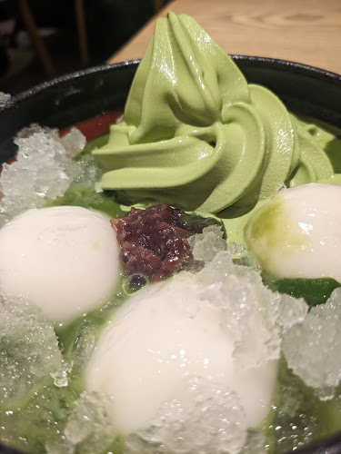 〒110-0005 東京都台東区上野７丁目１−１ エキュート上野 改札外2階