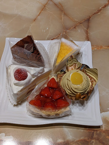 Opinii despre 不二家 伏見店 în 京都市 - 飲食業