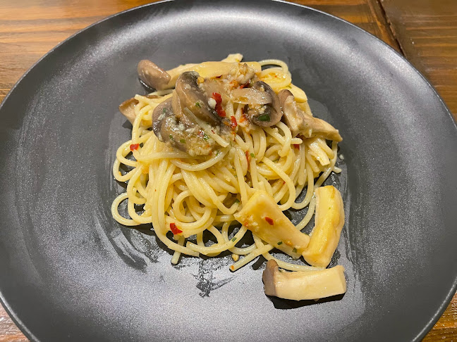 Opinii despre 海老そばとwine PARMI în 那覇市 - 飲食業