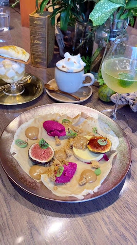 〒550-0004 大阪府大阪市西区靱本町１丁目１８−２３ ウルトラビル 2F