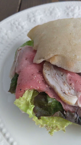 ブランジュリー パリの空の下 - 飲食業