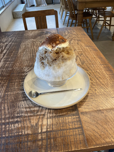 モウデルコーヒーJINQ店 - 富士宮市