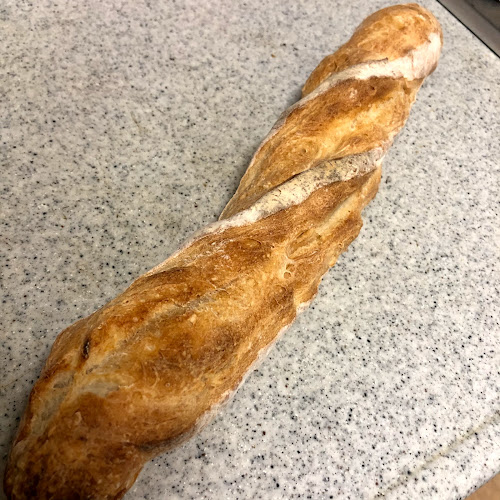 ブーランジェリー オンニ - 飲食業