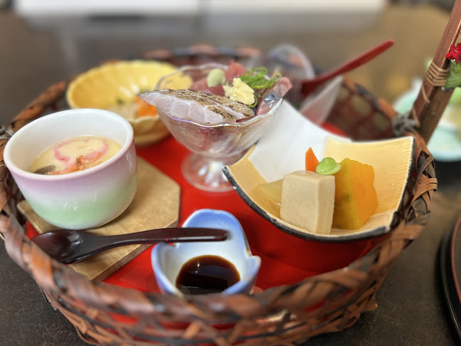 茶の間 - 飲食業