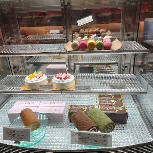 〒802-0044 福岡県北九州市小倉北区熊本１丁目７−２３