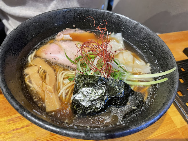 〒670-0923 兵庫県姫路市呉服町１８