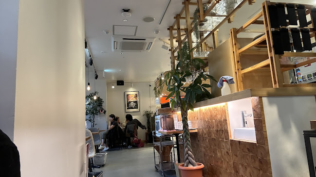 〒010-0001 秋田県秋田市中通７丁目１−２ トピコ 1階