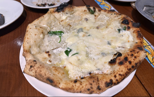 Opinii despre La TRIPLETTA ラ・トリプレッタ în 品川区 - 飲食業